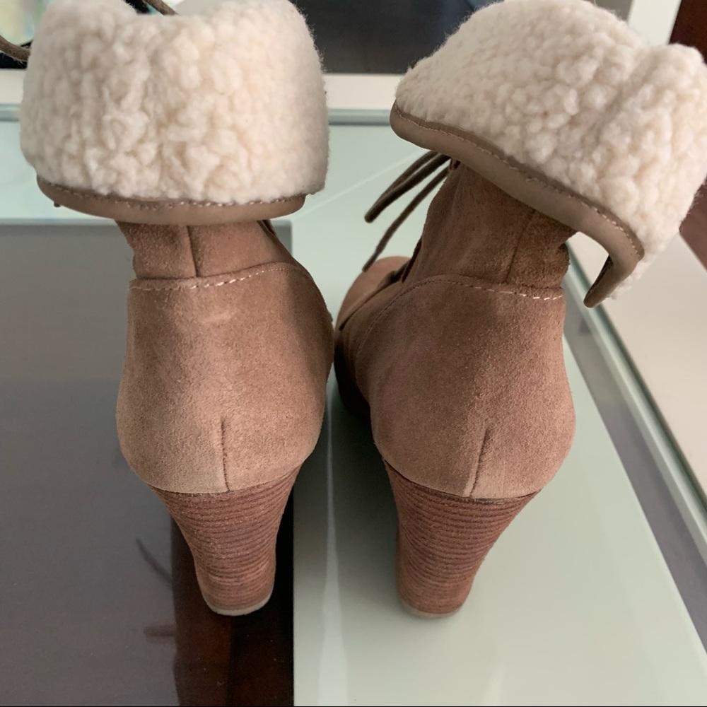 Gianni Bini Brown Leather Ankle Wedge Boots - Picture 3 of 6